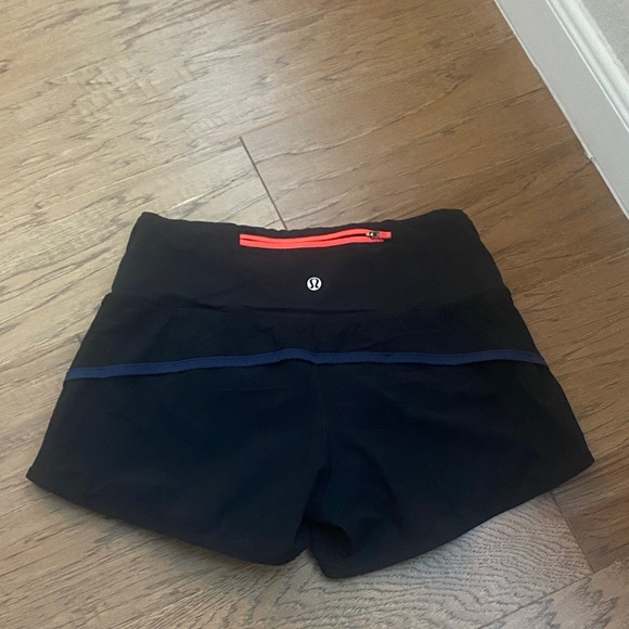 lululemon athletica Black and Blue Women's Athletic Shorts - Picture 1 of 3